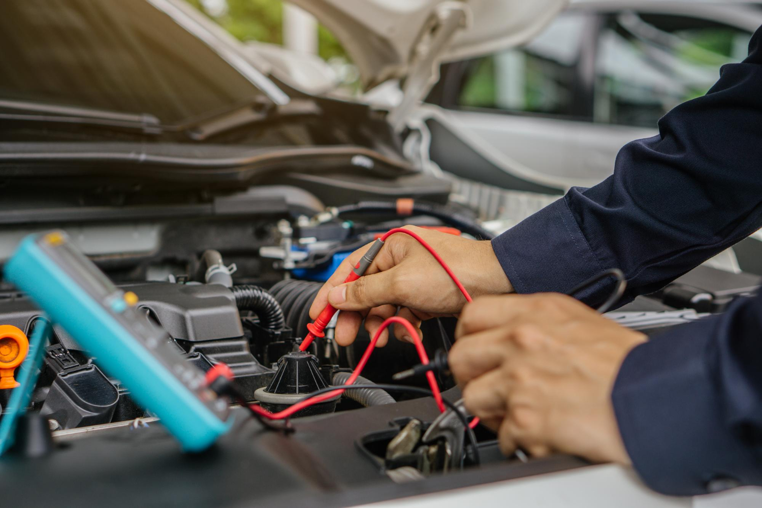 Tehnician electrician electronist auto (m7)